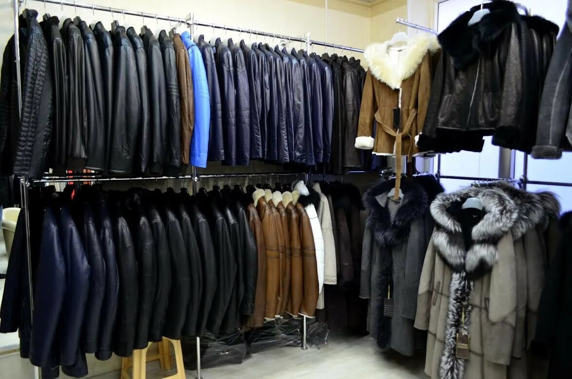 сайты магазинов кожи. предприятие кожи кампания. мир кожи и меха в сокольниках. кожаные куртки на рынке. сайты магазинов кожи.