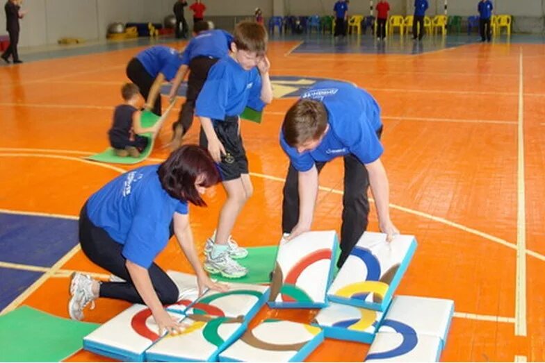 Contested competition. Спортивный праздник. Спортивные мероприятия для детей. Спортивные соревнования для дошкольников. Спортивный праздник для детей.