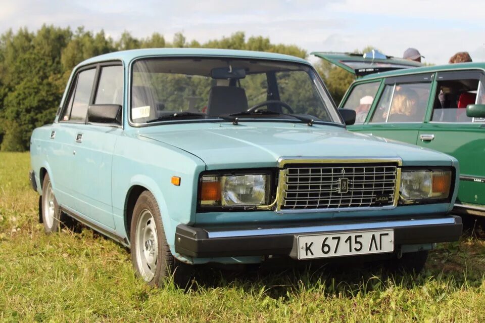 Ваз 2107. Ваз 2107 ранняя. Ваз 2107 1988. Начало выпуска 2107. Ваз-2107 «жигули».