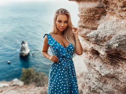 Blonde blue
