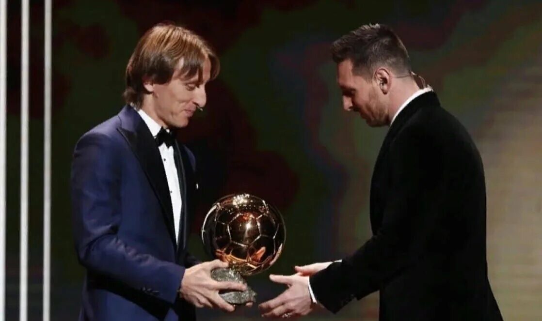 Во сколько будет церемония вручения золотого мяча