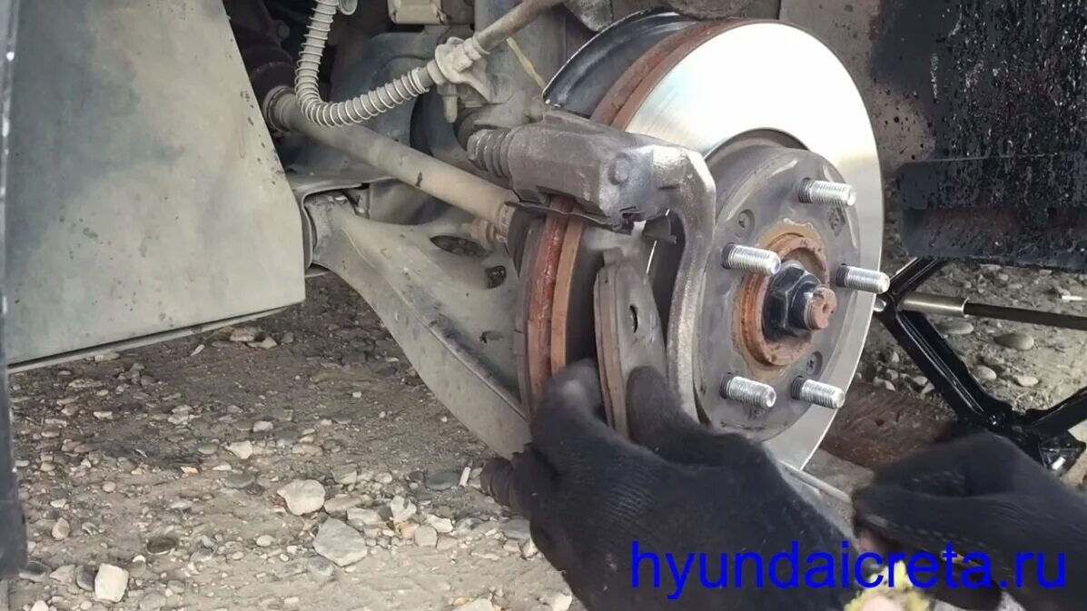 Замена тормозных колодок Хендай Крета - инструкция с фото и видео HyundaiCreta.r