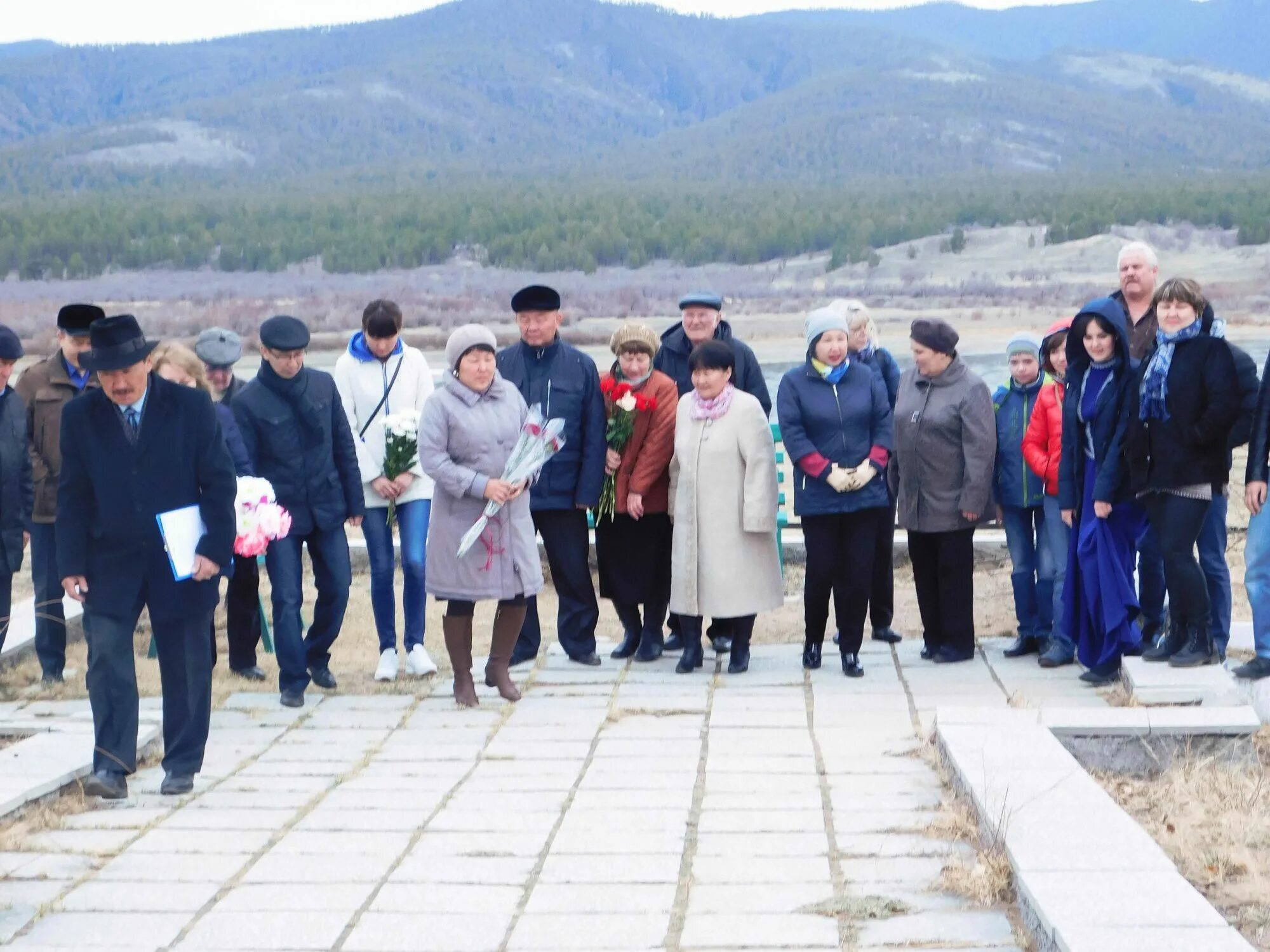 Погода в новоселенгинске. Новоселенгинский музей Декабристов Бурятия. Новоселенгинск Бурятия школа интернат. Бурятия Новоселенгинск юбилей. Новоселенгинск 1967 год.