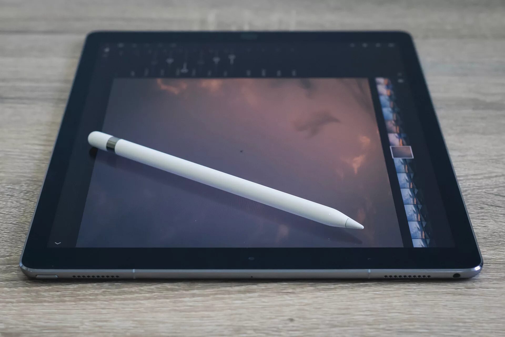 Планшет со стилусом 2025. Ipad pro 2025 со стилусом. айпад со стилусом 11 про мини. планшет за 15000. планшеты до 15000 рублей.