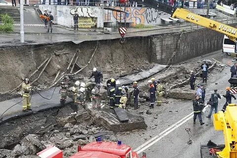 Обрушение путепровода в смоленске