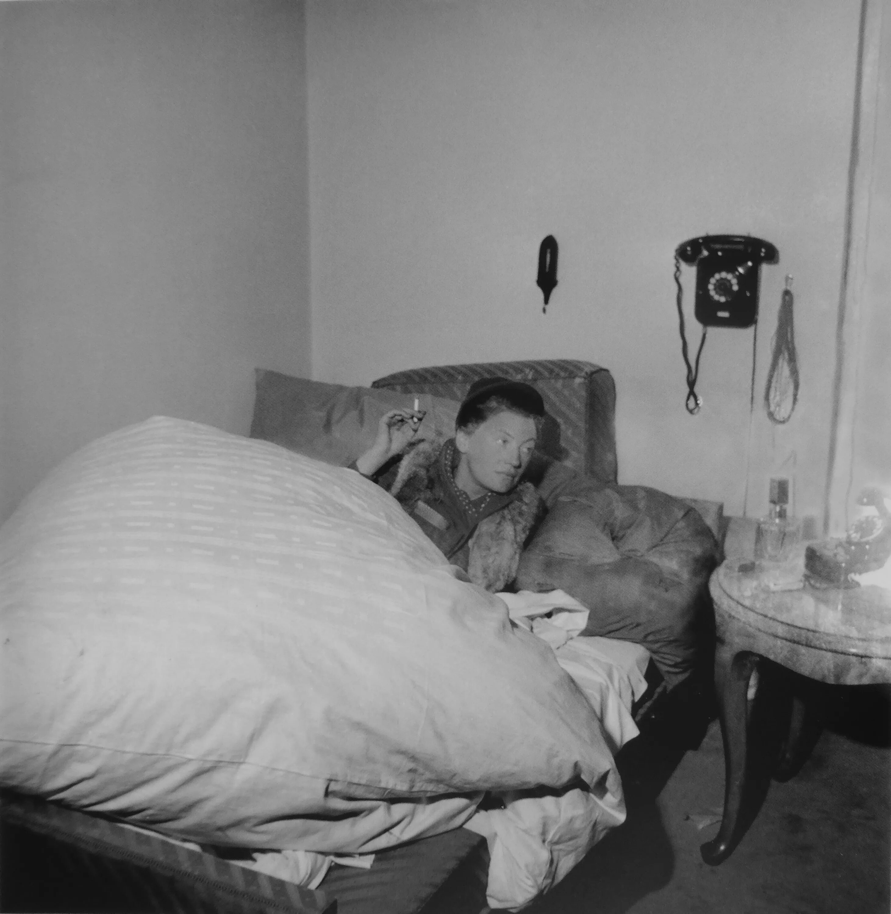 Lee Miller, Max Ernst, Leonora Carrington, Lambe Creek, 1937, photo by Roland Pe