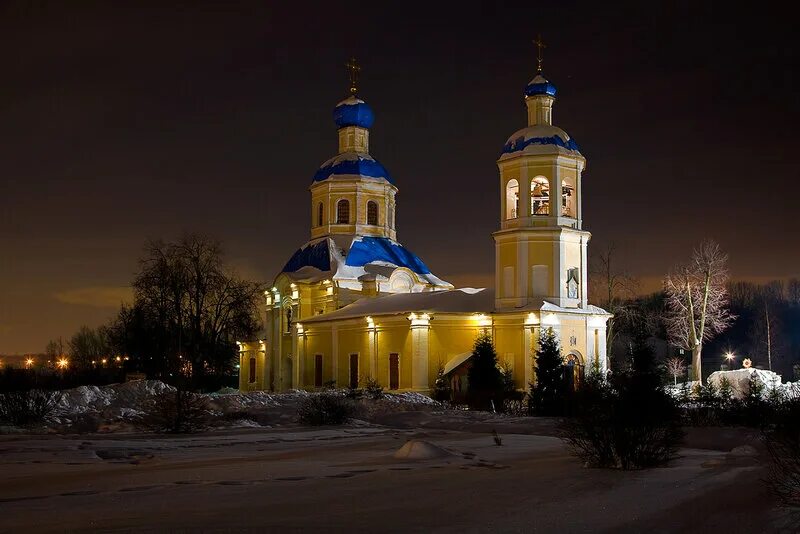 Церковь в ясенево петра. Петропавловский храм ясенево.