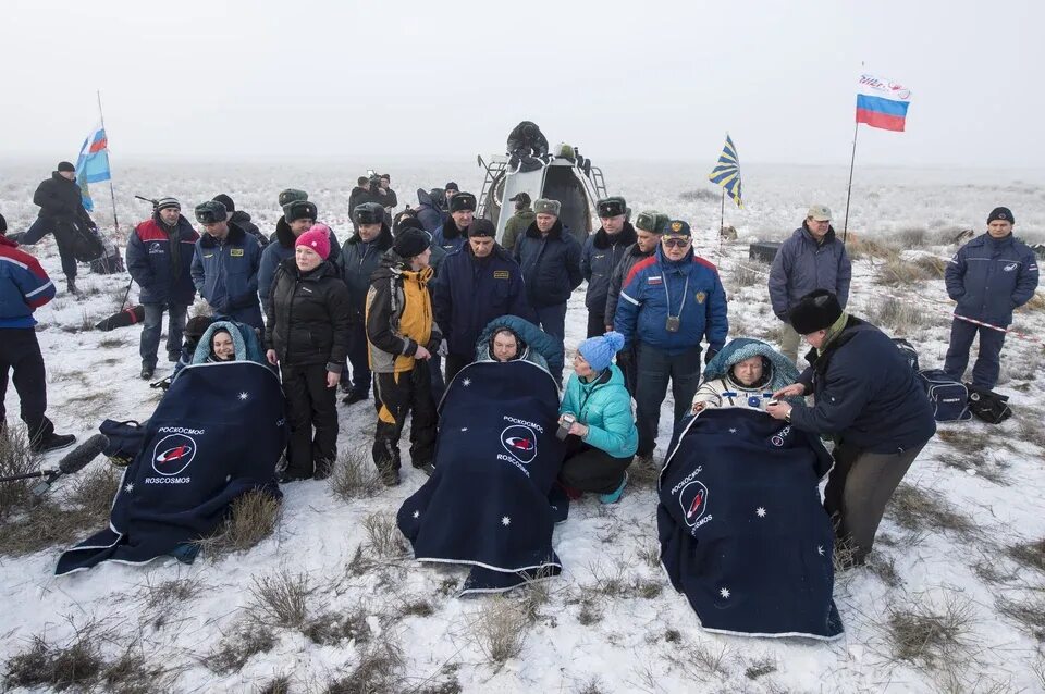 Где приземлился космонавт. Союз тма 14. возвращение космонавтов на землю.
