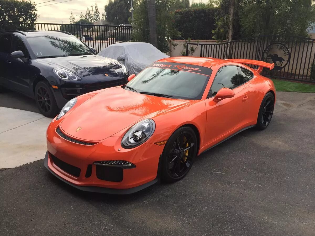 порше 911 цвета кузова. Porsche 911 голубой. Porsche 911 992. Porsche 911 голубой. порше 911 бирюзовый.