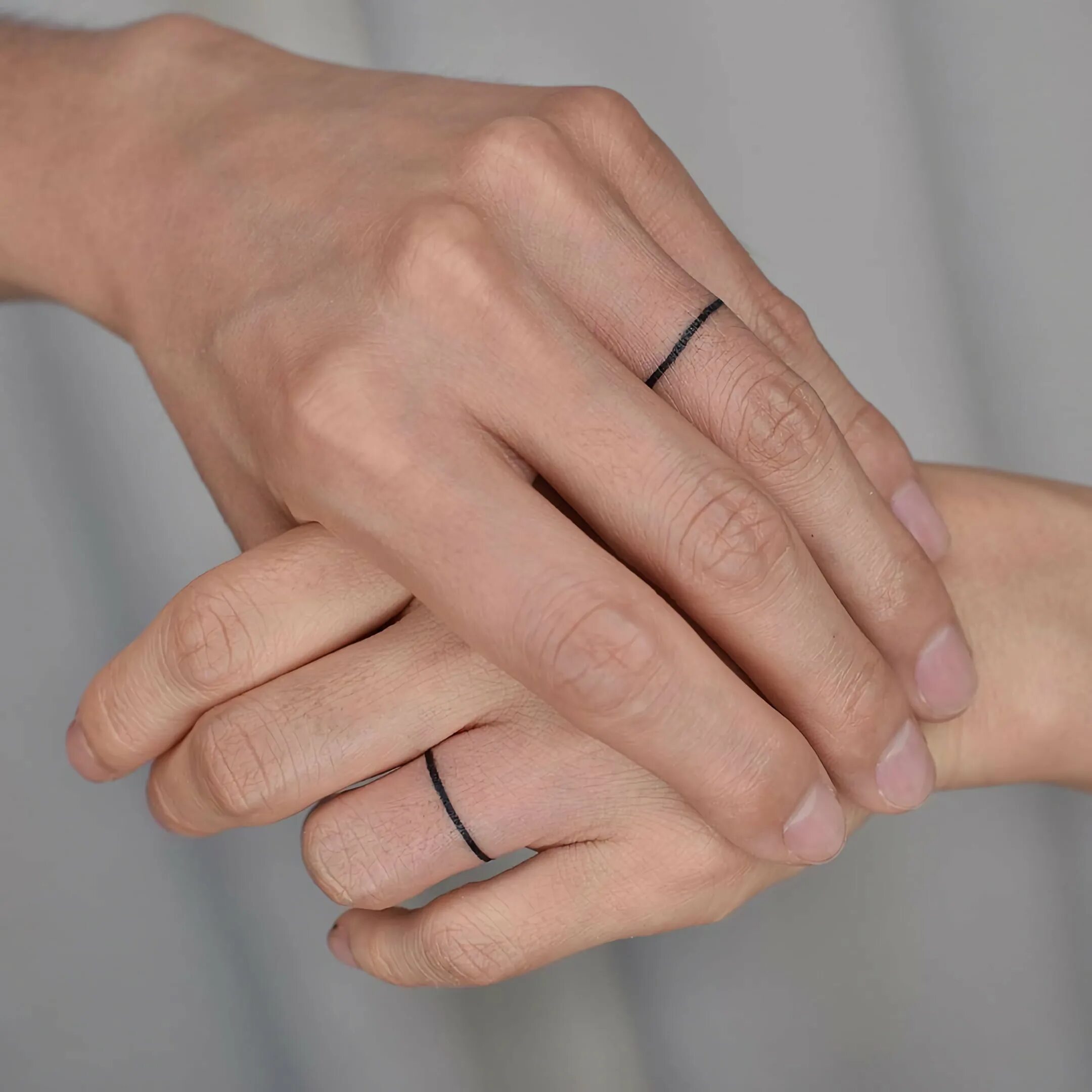 йога для рук и пальцев сурья мудра. обручальное и помолвочное кольцо. день безымянного пальца. день безымянного пальца. мизинец палец.