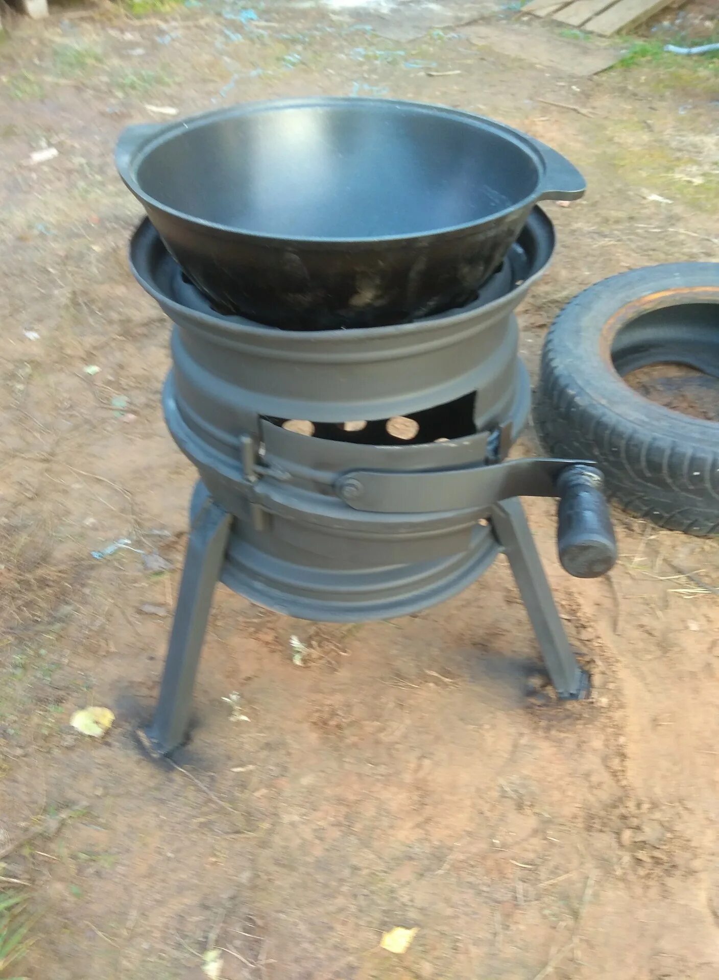 Amazing Wheel Rim Fire Pit Design Ideas - Engineering Discoveries Fire pit desig