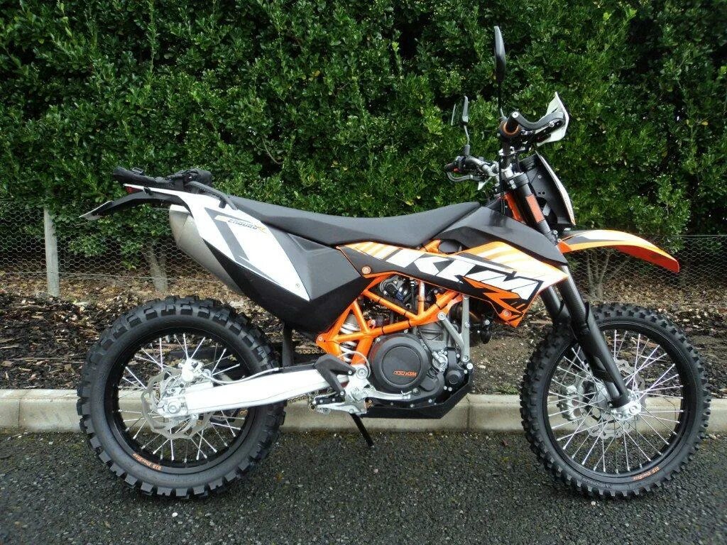 KTM 690 Enduro r. КТМ 690 эндуро. Эндуро мотоцикл KTM 690. KTM 690 Enduro r 2014.