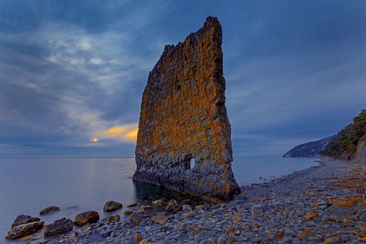 джанхот скала парус. скала обидно. скала арка утес. скала парус в геленджике. архипо-осиповка скала парус.