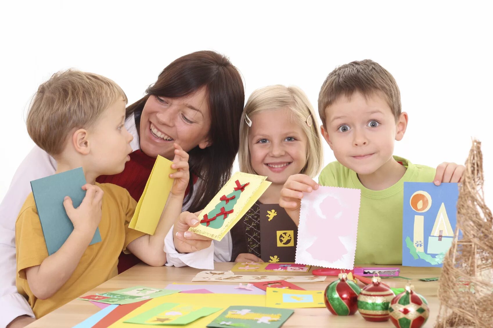 Творчество 5-6 лет. Детское искусство. Калейдоскоп в руках ребенка. Make a child. Творчество для дошкольников.