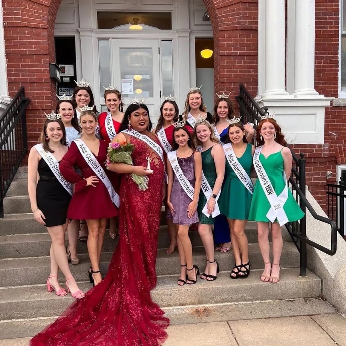 Мисс большой дерри 2023. Выиграл конкурс красоты. Мисс трансгендер 2021. Мисс америка 2023. Выиграл конкурс красоты.