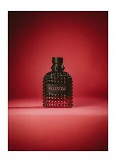 Это новое издание: Valentino Uomo Born In Roma Intense выпущен в 2023 году....