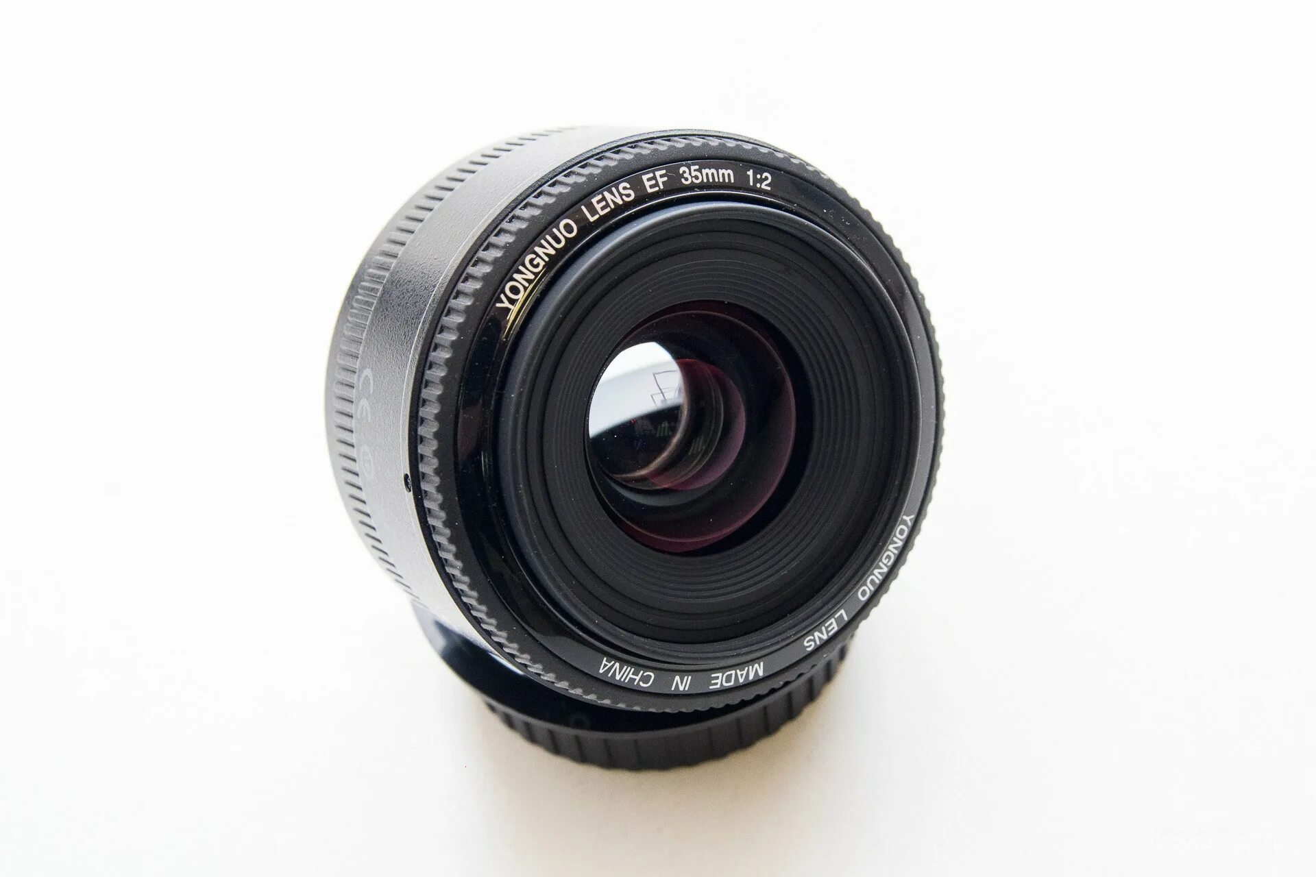 Yongnuo ef 35mm f 2. 0 canon. Yongnuo 35 canon. Yongnuo 35mm f2. 0 для canon.