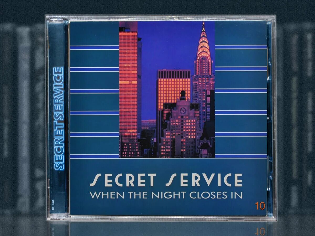 When the night closes in secret service. Secret service when the night closes in 1985. 1985 - when the night closes in. The night closes in. Secret service when the night closes in альбом.