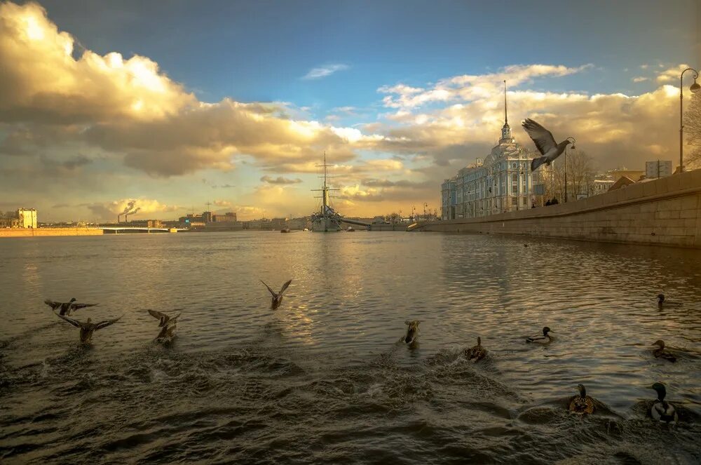 Санкт-Петербург Балтийское море. Набережная Балтийского моря в Санкт-Петербурге.