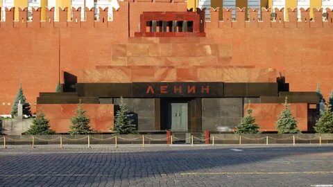 В каком городе мавзолей