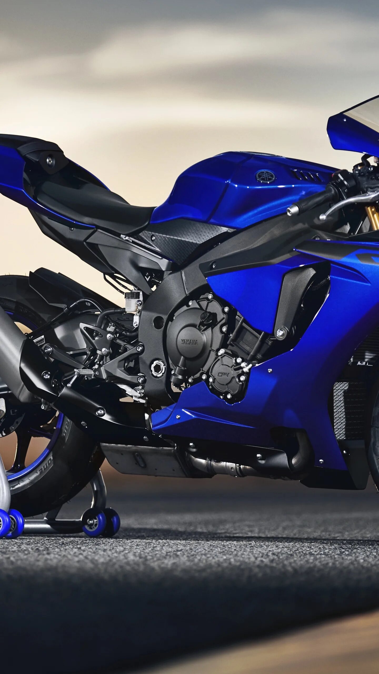 Yamaha r1 2014. Yamaha yzf-r6. Yamaha мотоцикл красный. Yamaha yzf-r1 мотоцикл. Фото мотоцикла yamaha.