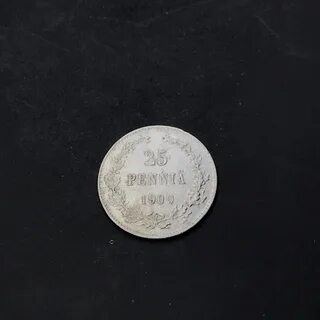 25 585