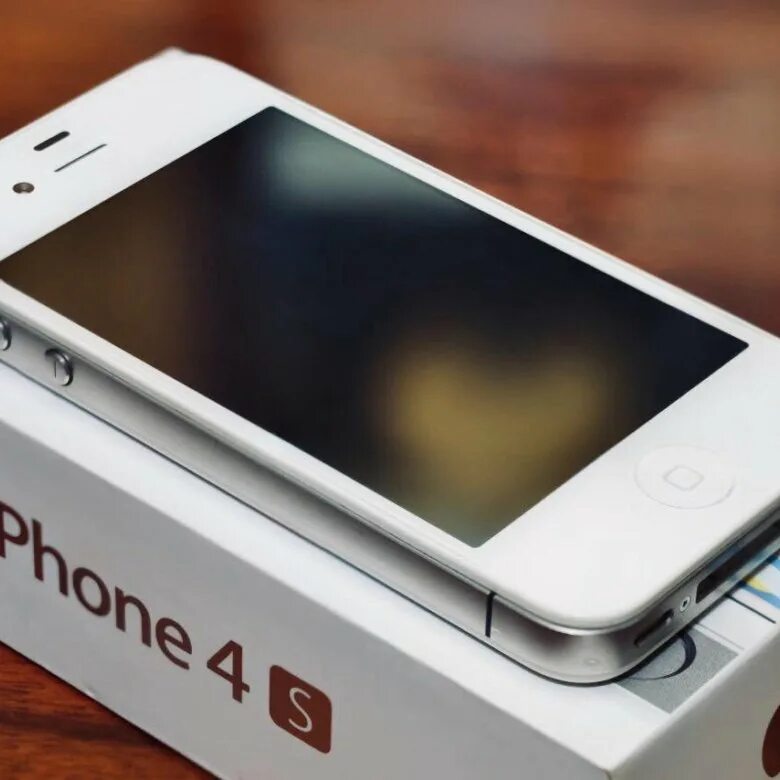 Iphone 4s цены. Iphone 4s белый. Apple iphone 4s 16gb. Apple iphone 4. Apple iphone 4s белый.