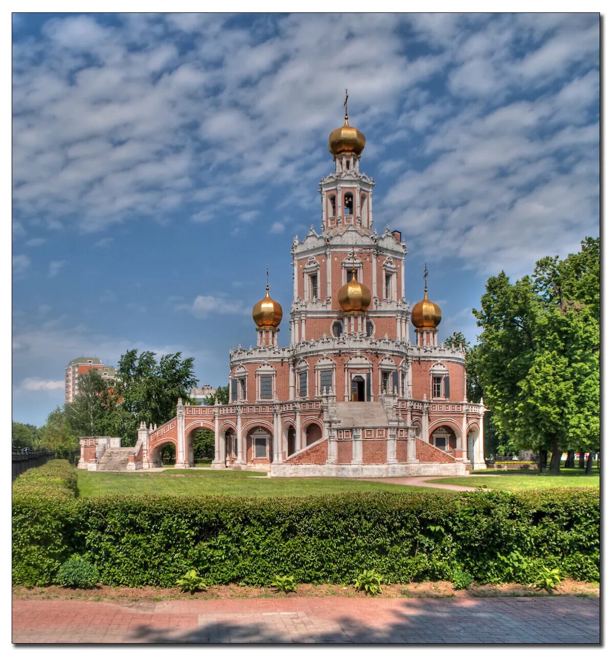 Церковь покрова в филях, в москве, 1694 г. Церковь покрова в филях (1690—1693). Церковь покрова богородицы в филях 1693. Церковь покрова в филях (1690—1693). Москва.