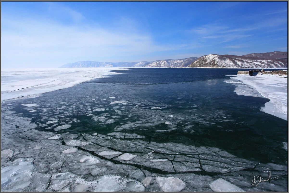 почему не замерзла ангара