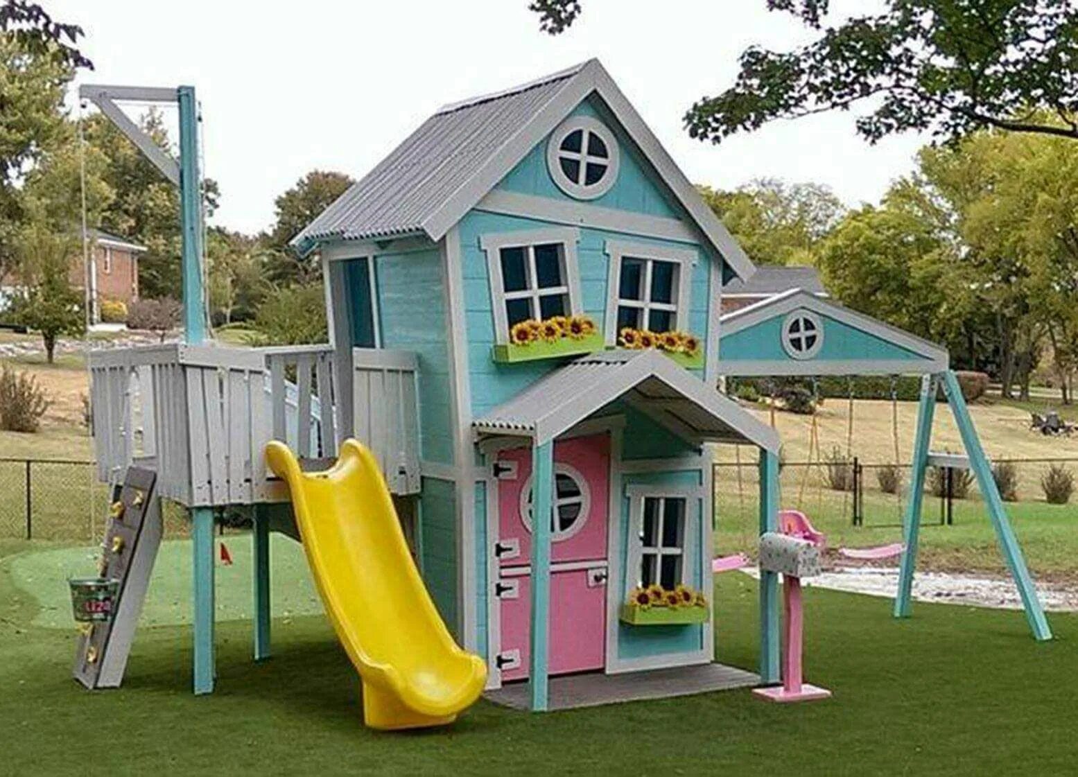 Домик для детей. Детский домик для дачи. Домик во дворе для детей. Детская площадка с домиком.