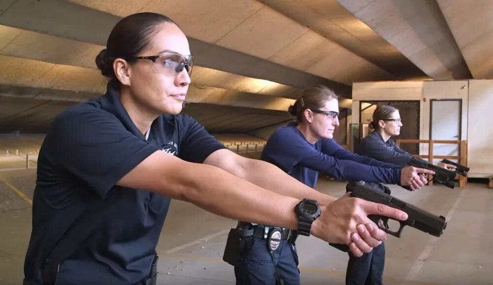 Квест проект элизиум. Квест перфоманс скотобойня. Vr клуб anvio. Gun power. Элизиум квест ограбление банка.