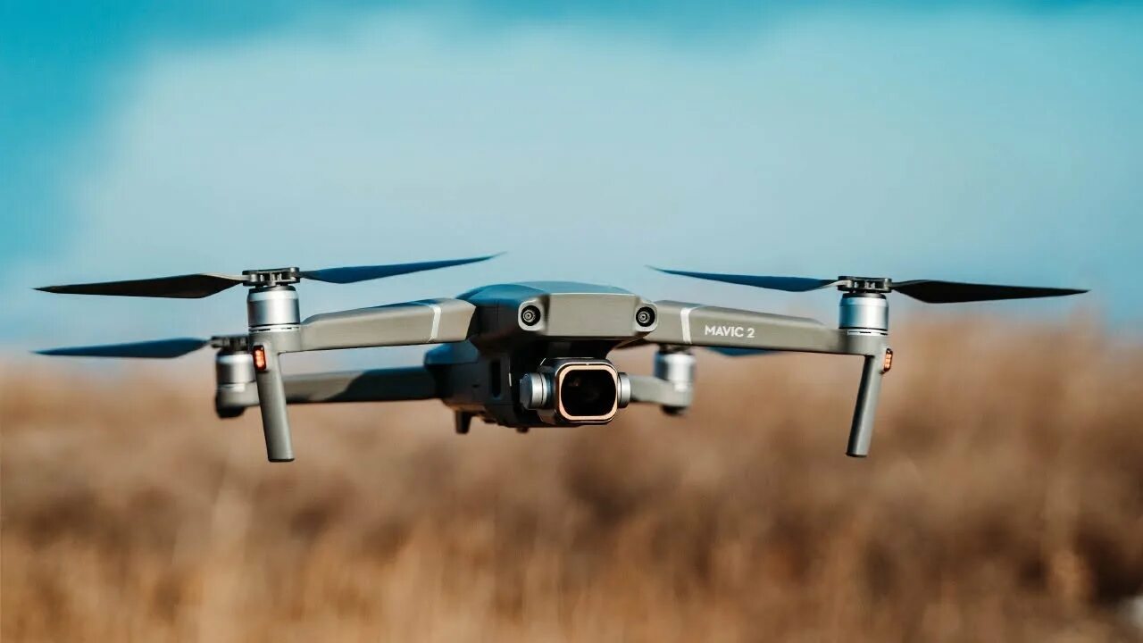 Чем дрон отличается от бпла. Dji mavic 3 pro. дрон dji mavic 2. dji mavic 4 pro. квадрокоптер mavic 2 pro.