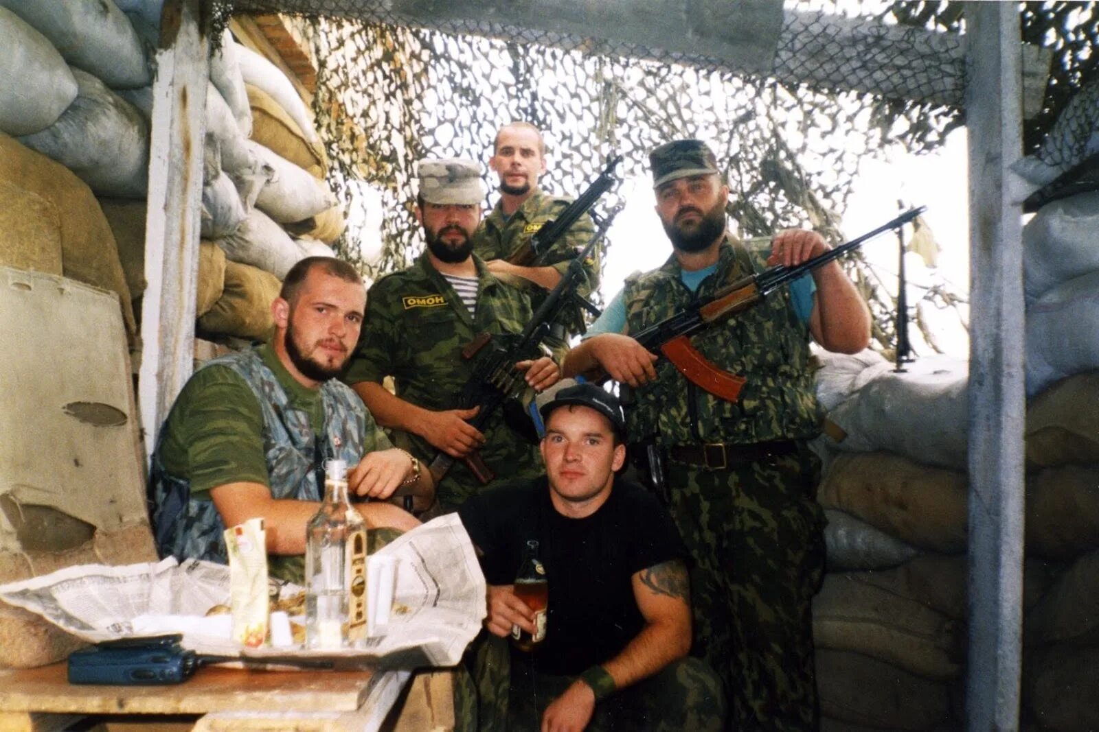 Чечня программа. Чечня 2000 блок пост герзель. омон в чечне 1999.