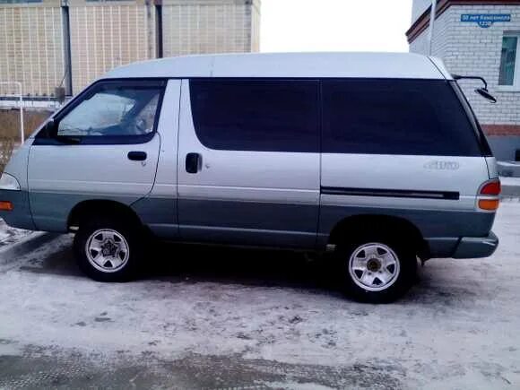 Автомобили белогорск амурская область. Toyota Town Ace 1995. Тойота Таун айс 1995. Таун айс 1995 г. Toyota Town Ace 2003 года 2.0 серый.