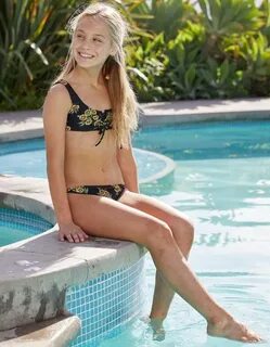 Less bikini