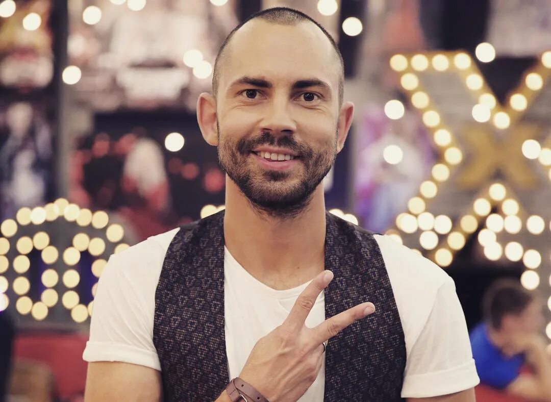 Бедняков. Бедняков. Бедняков. Бедняков ведущий орел и решка. Бедняков.