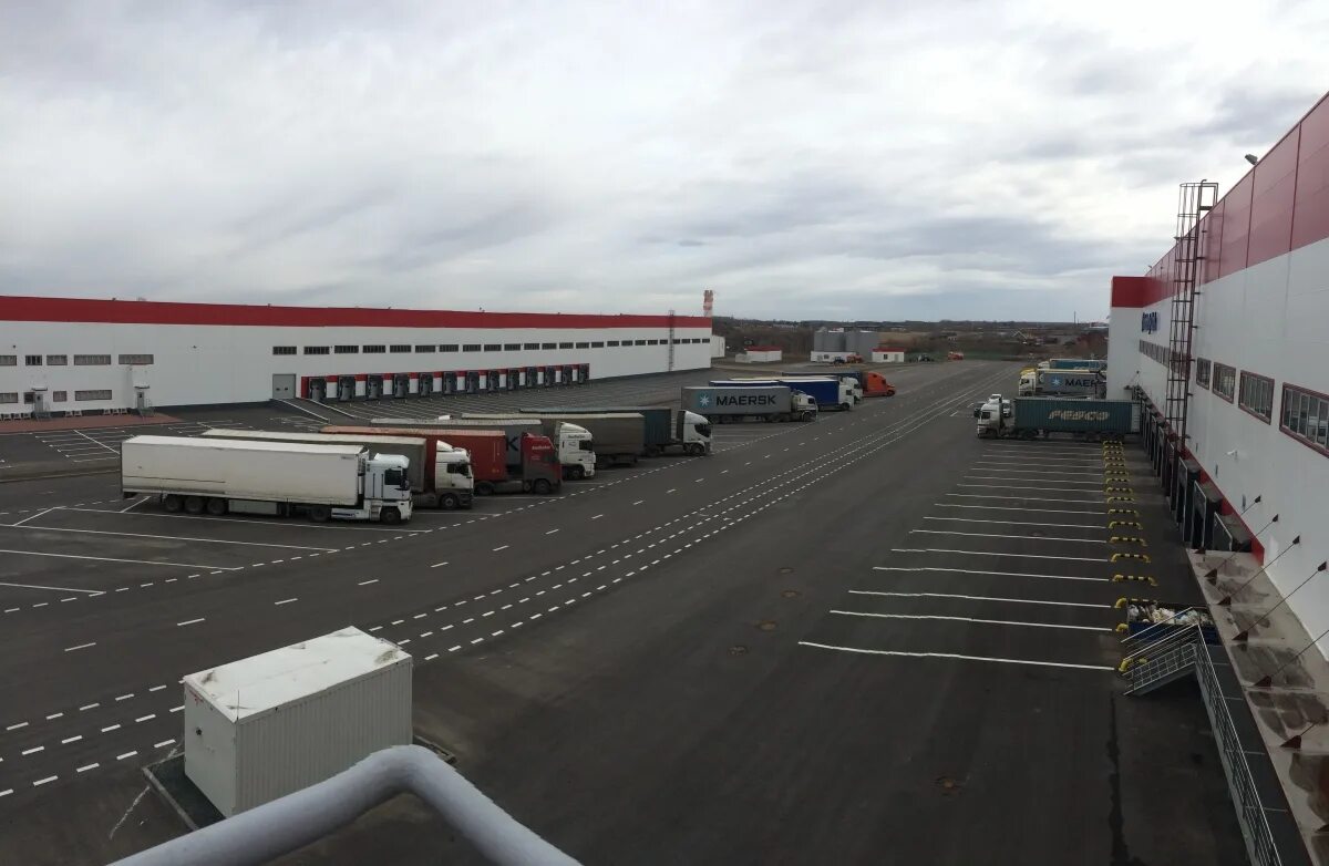 Тц южные ворота. Птичий рынок, москва, мкад, 14-й километр, 4. Южные ворота мкад 19-й километр. Южные ворота фото. Склад южные ворота москва.