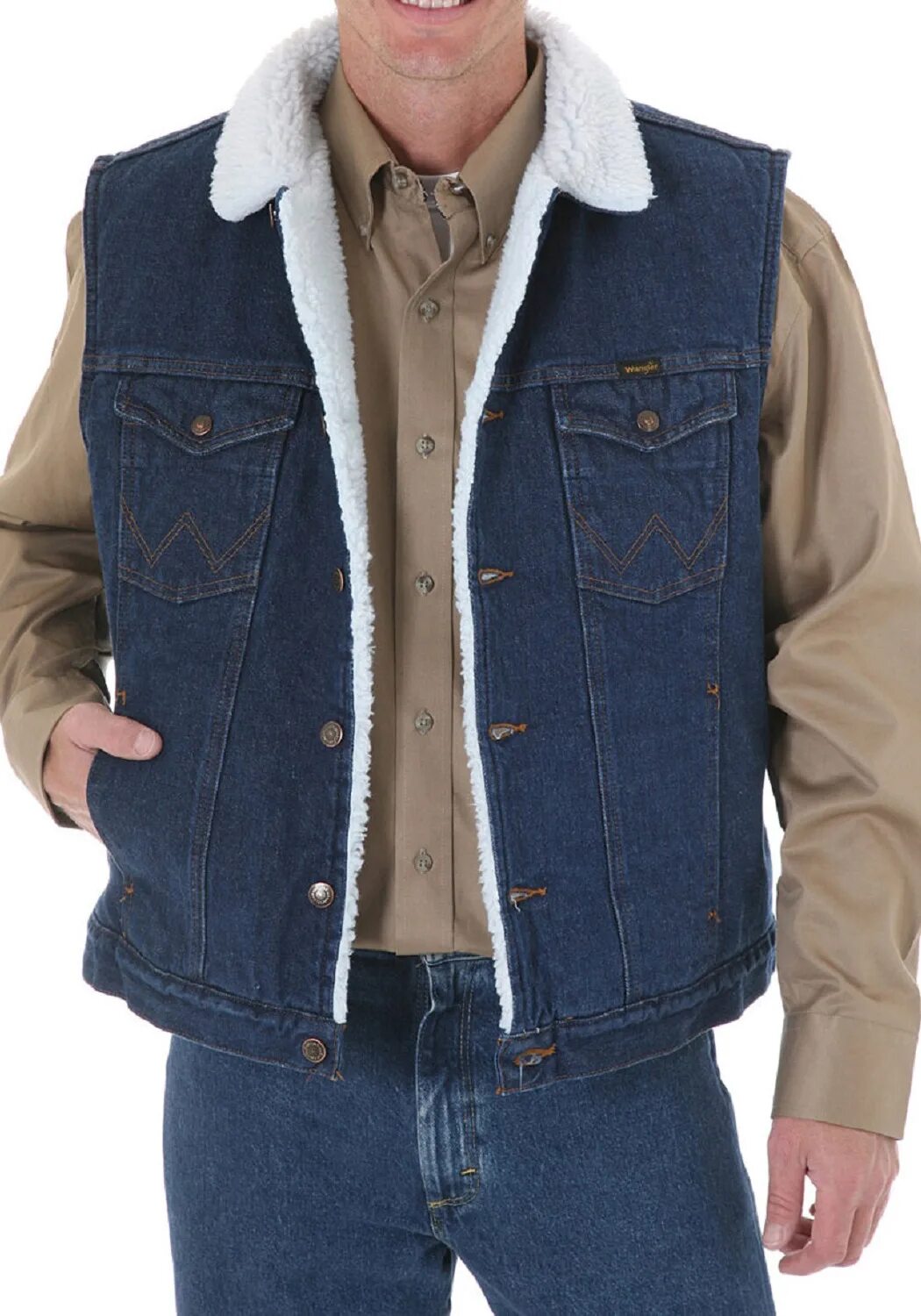 Wrangler одежда. Джинсовый жиллет wrangler. sherpa jacket wrangler. жилет джинсовый вранглер. жилет джинсовый wrangler 3xl.