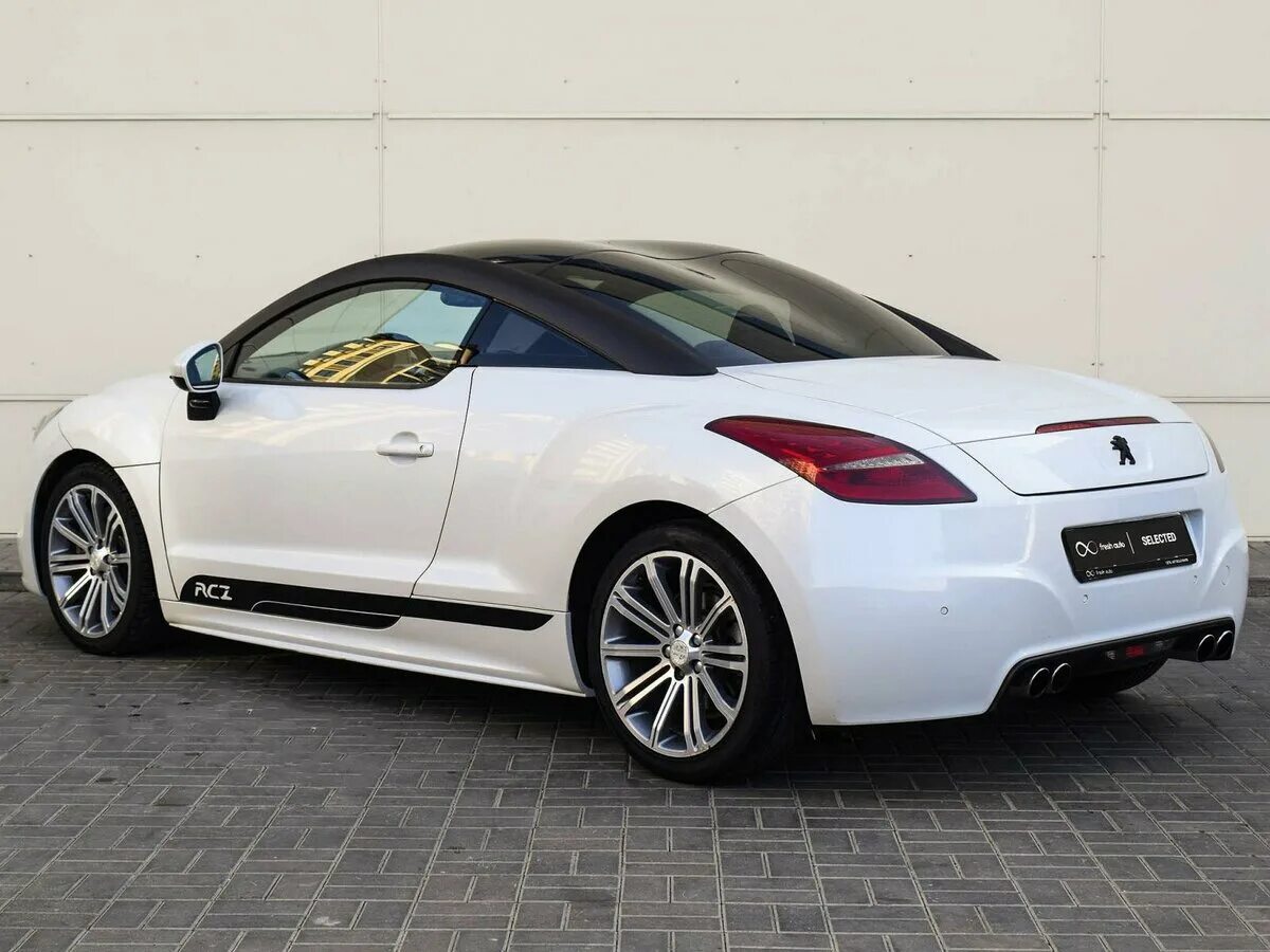 Купить пежо купе. Peugeot RCZ. Peugeot RCZ белый. Пежо RCZ 2013. Peugeot RCZ 2020.