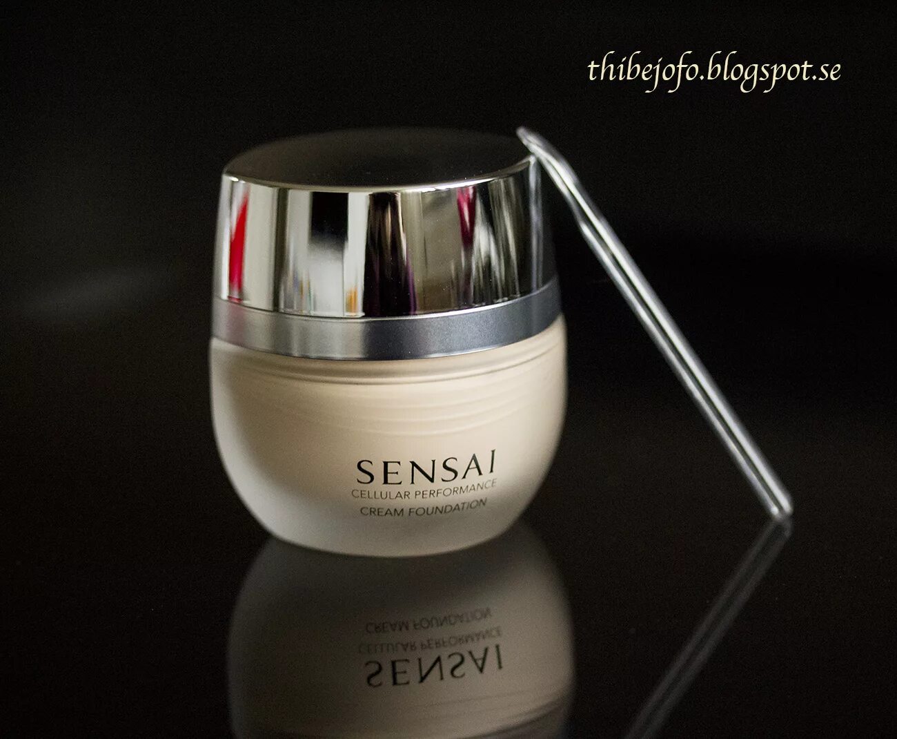 Cellular performance. Sensai cellular performance cf21. sensai cellular performance foundation cf 22. тон sensai cellular performance cream foundation. sensai cellular perfomance cream foundation cf 21.