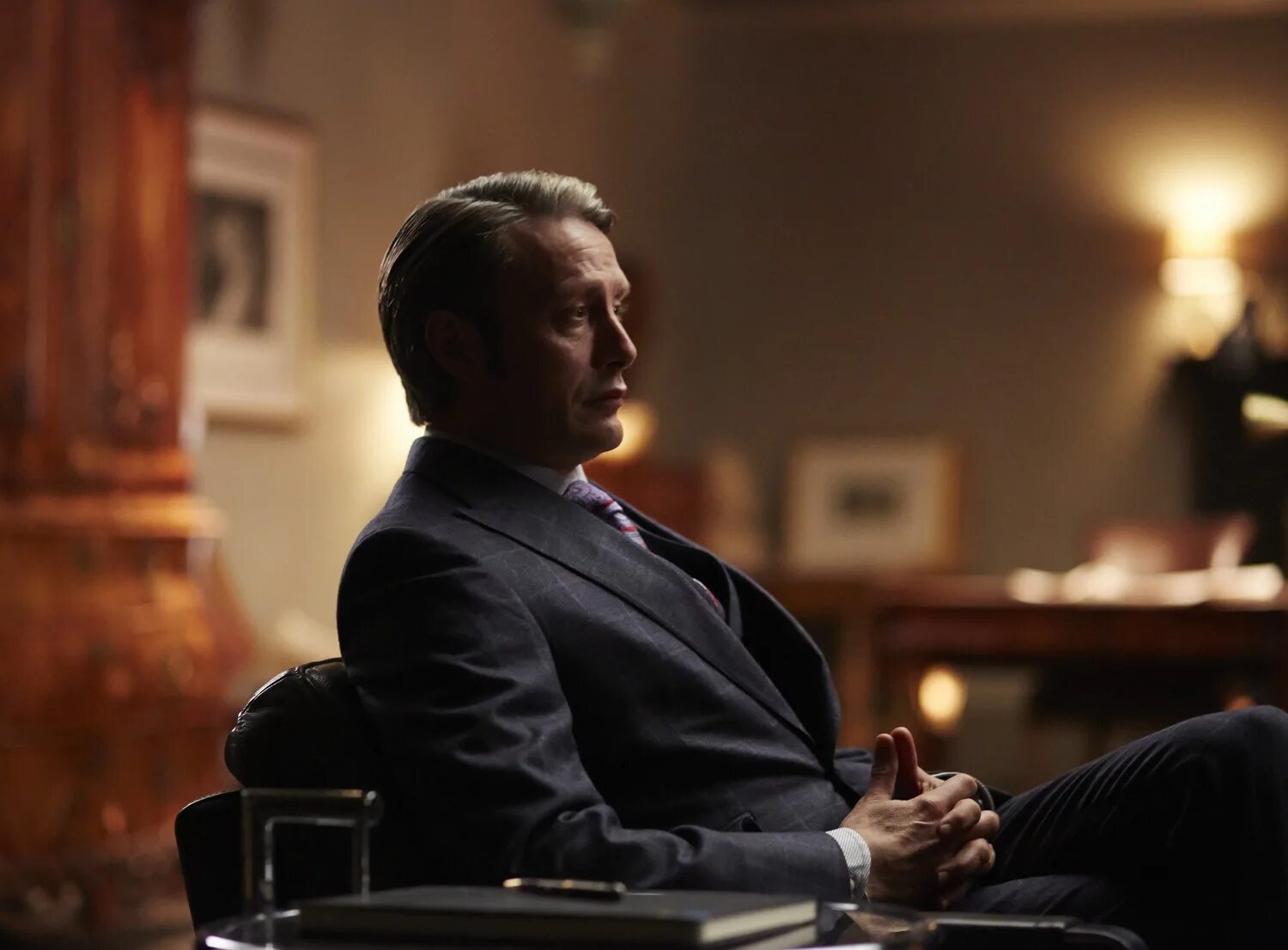 ганнибал лектор человек. миккельсен мадс миккельсен ганнибал. ганнибал лектор человек. ганнибал мадс. ганнибал сериал мадс миккельсен.