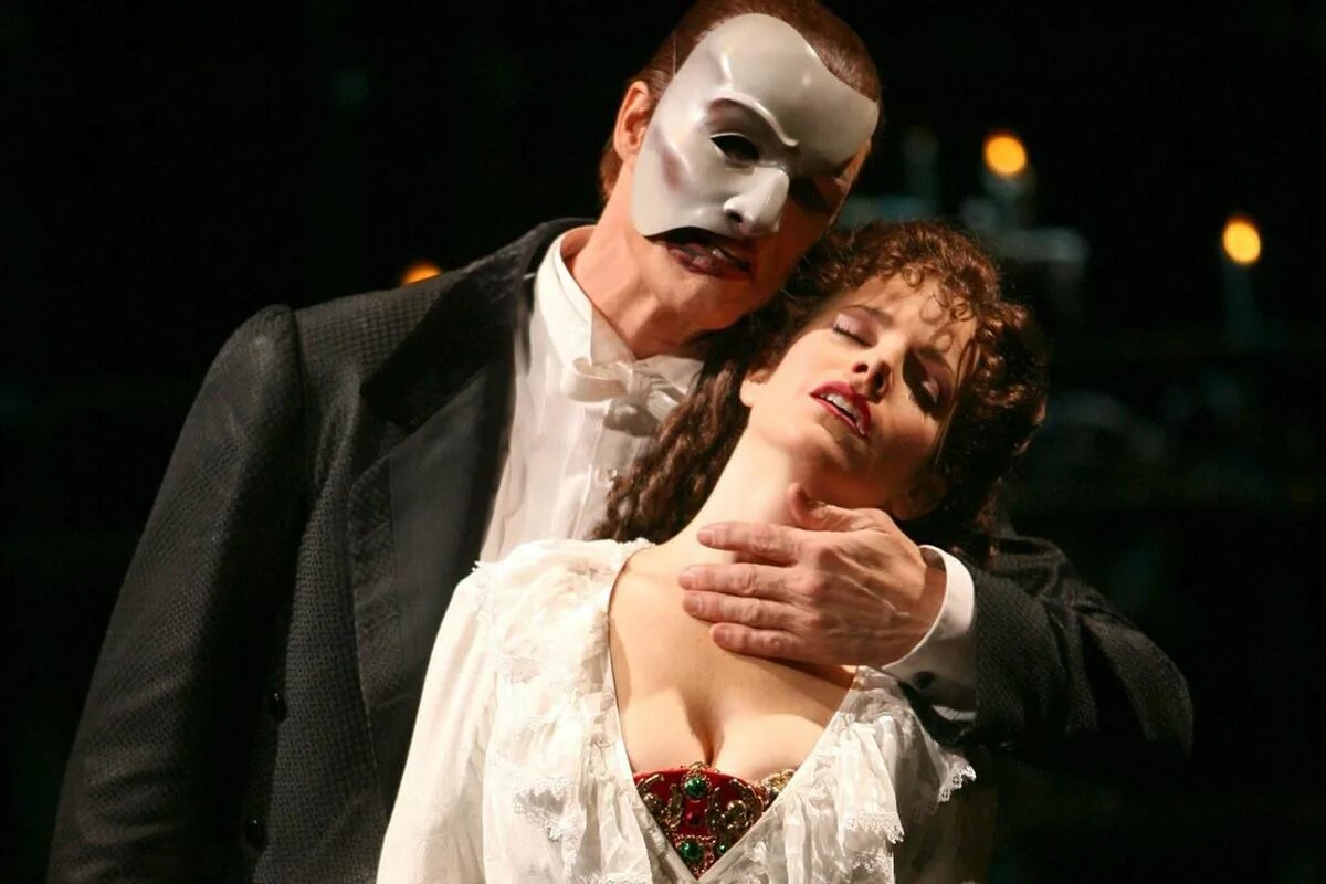 They will open the opera. They will open the opera
