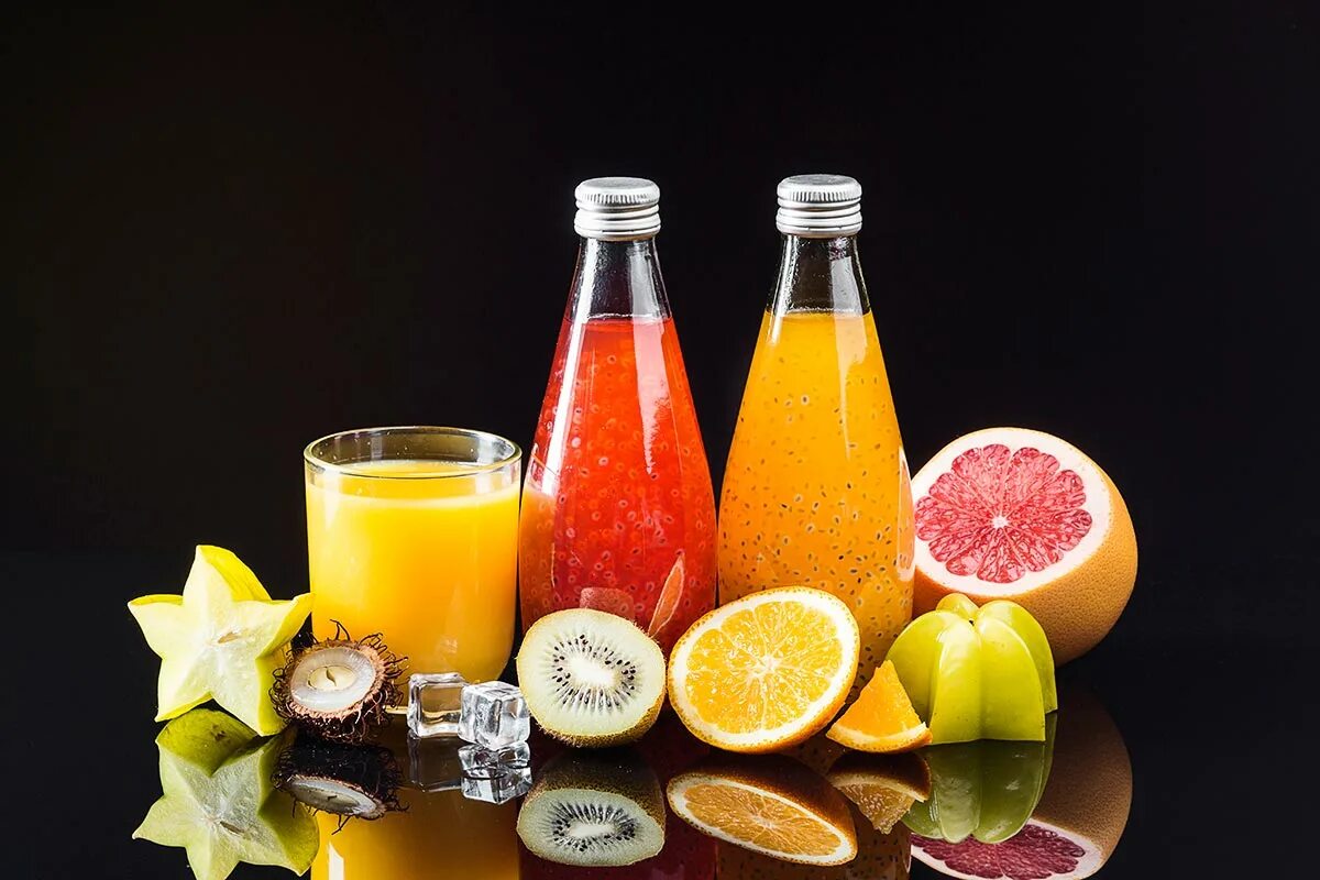 Lots of juice. Пруктовой сок. Кувшин для компота. Натуральный сок. Тропикана апельсин.