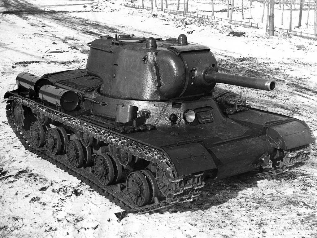 Первый ис 2. ИС-2 тяжёлый танк 1943. Танк кв-1 с 122-мм гаубицей. Танк кв1 кв2 ис1 ис2. Танк ИС-2.