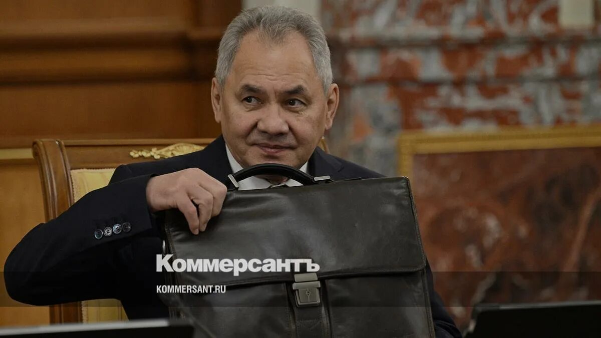 Шойгу грустный. Группировка восток шойгу. Шойгу грустный. Шойгу грустный. Шойгу.