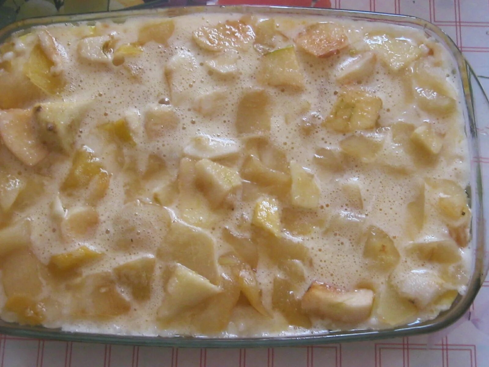 рисовая запеканка с яблоками. курица с яблоками. яблоки с рисом. рисовый пудинг с яблоками. рис с яблоками в духовке.