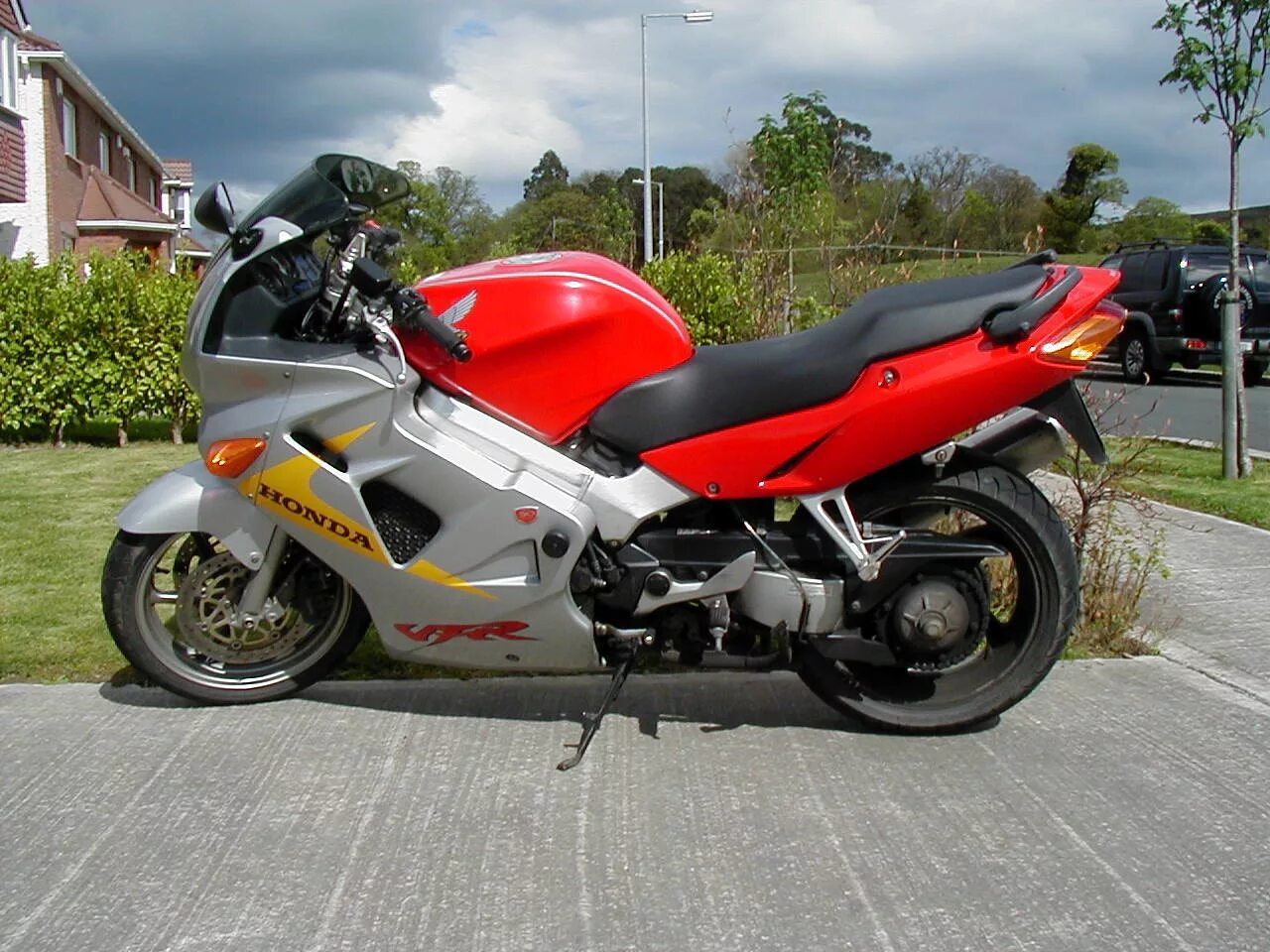 Хонда вфр 800 поколения. Honda vfr800f. Honda VFR 800 1998. Мотоцикл Honda VFR 800. Honda VFR 800 2001.