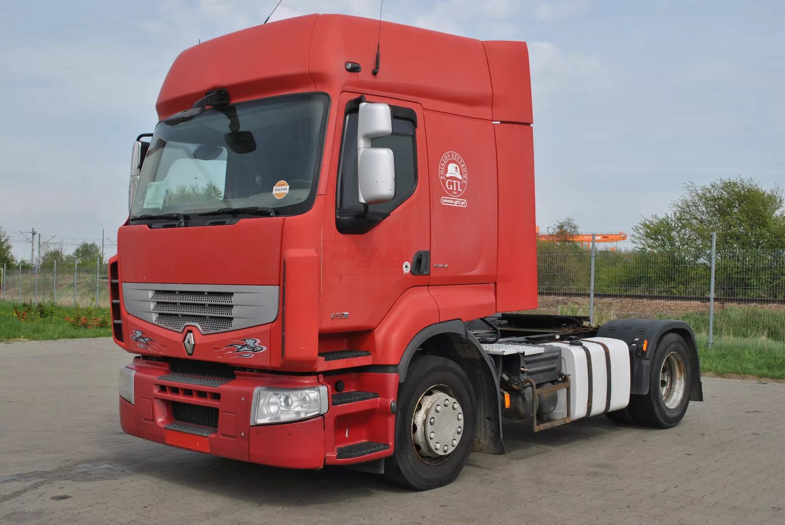 Тягачи седельные рено премиум бу купить. Renault Premium 450. Рено премиум 450 DXI. Тягачи Рено премиум 450 DXI. Рено премиум тягач 2007.