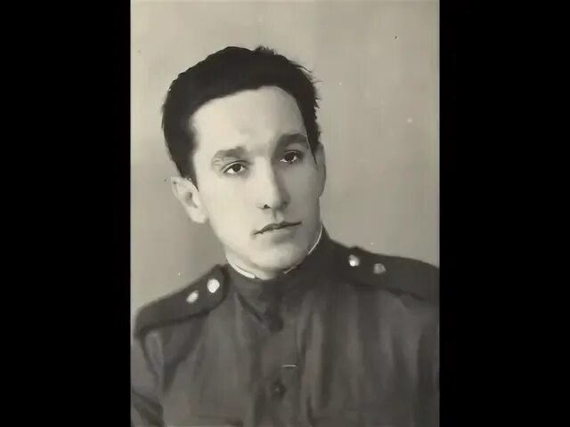 Отец служил
