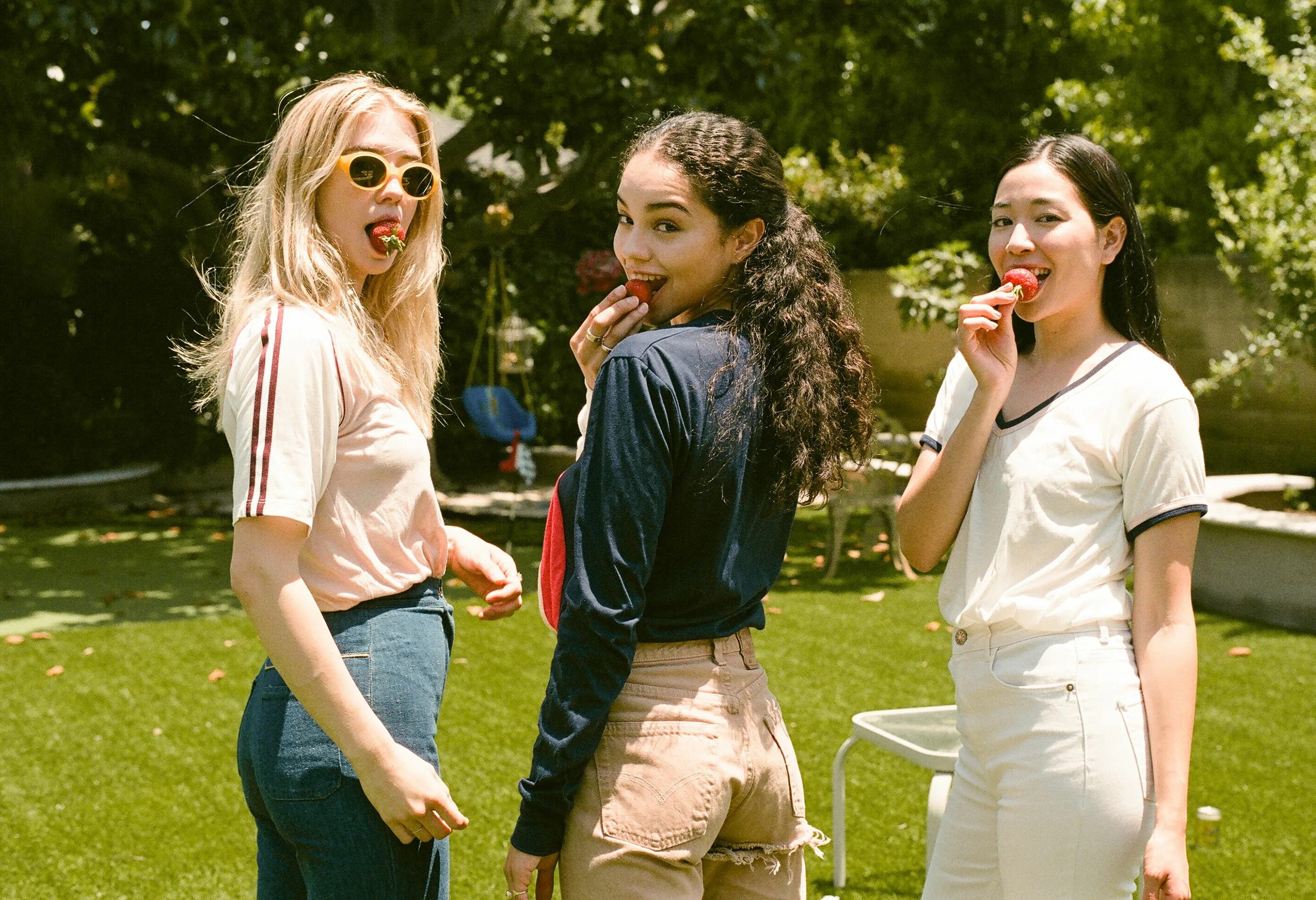 Neighborhood girls. Neighborhood girls. Family neighbor story. Neighborhood girls. Girl make a movie.